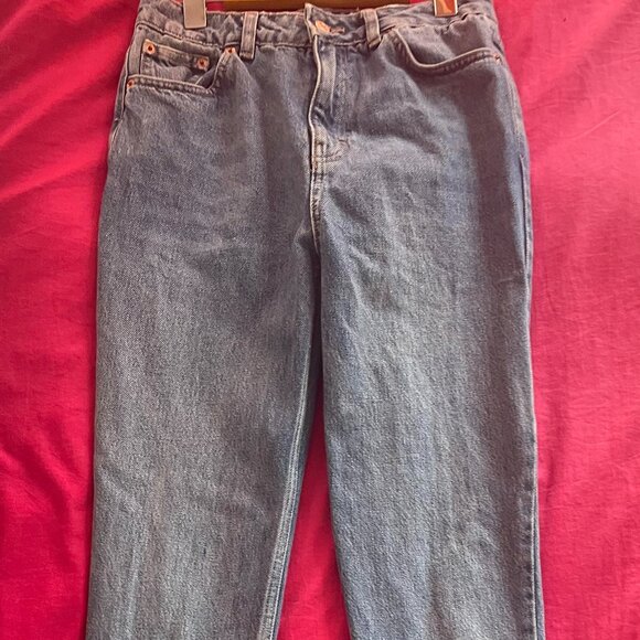 Jeans - Picture 1 of 4